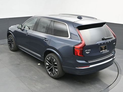 New 2026 Volvo XC90 B5 Plus image 35