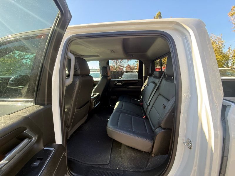Used 2024 GMC Sierra 2500 Denali w/ Denali Reserve Package AWD/4WD image 24