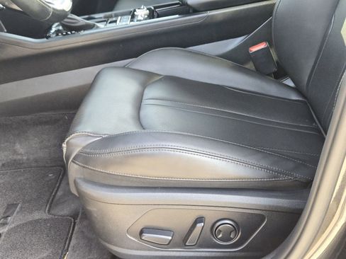 Used 2025 Kia K5 EX image 12