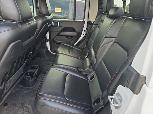 Used 2022 Jeep Gladiator Mojave w/ LED Lighting Group AWD/4WD image 5