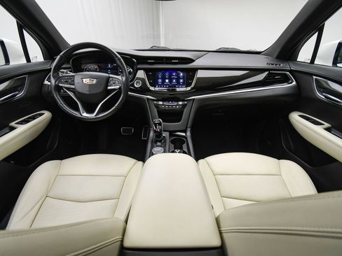 Used 2021 Cadillac XT6 Sport image 15