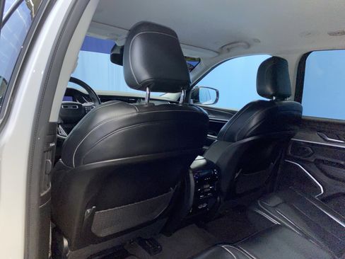 Used 2021 Jeep Grand Cherokee L Limited image 30