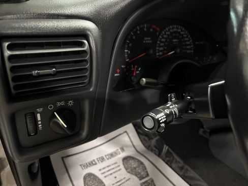 Used 1999 Chevrolet Camaro Z28 RWD image 23