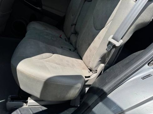 Used 2011 Toyota RAV4 4WD w/ Base L4 Extra Value Pkg image 7