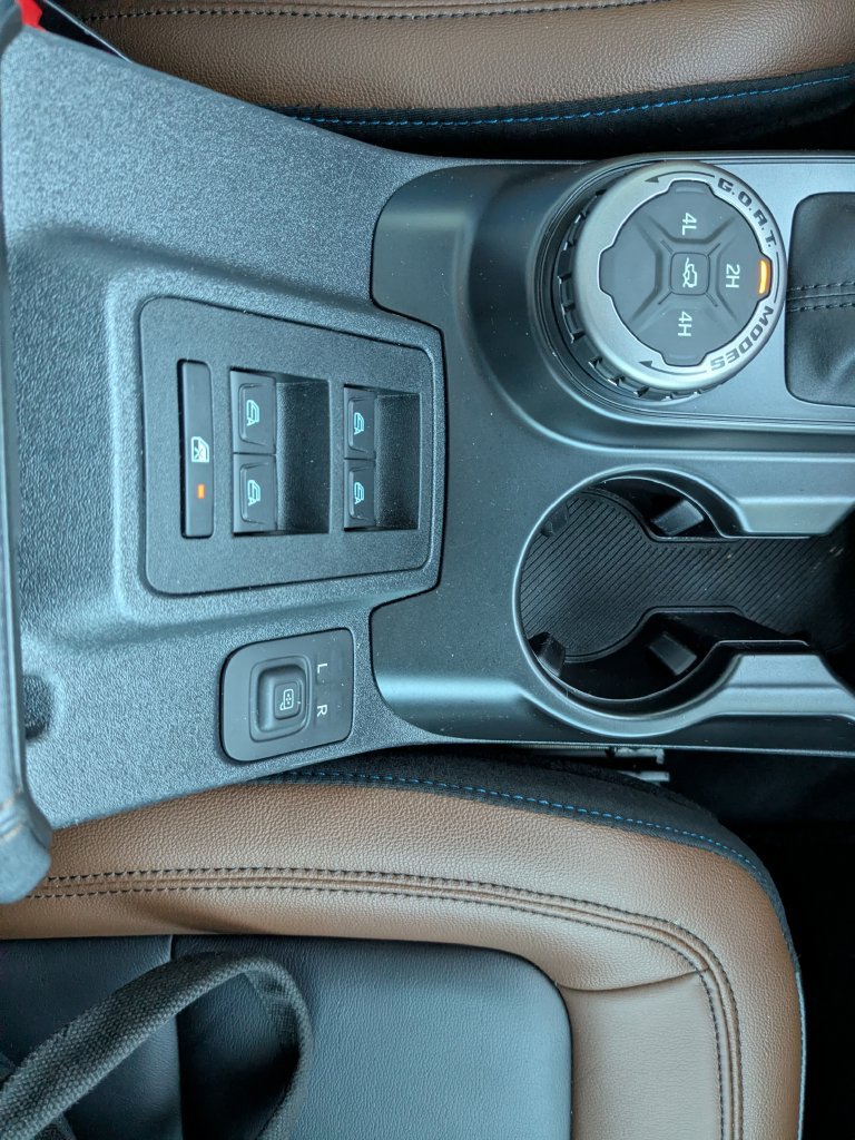 Used 2024 Ford Bronco Outer Banks AWD/4WD image 31