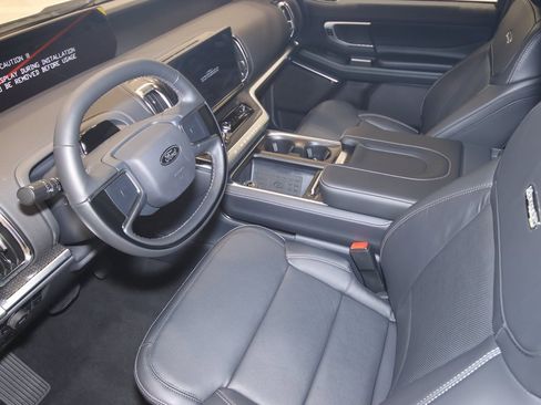 New 2025 Ford Expedition Max Platinum w/ Stealth Performance Package image 21