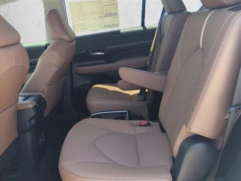 New 2026 Toyota Grand Highlander AWD image 20