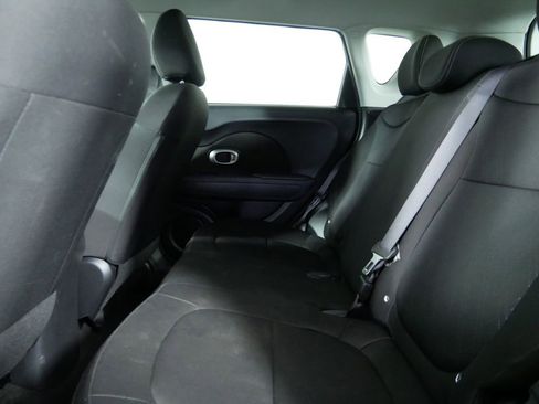 Used 2016 Kia Soul Base image 16