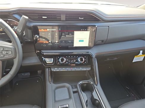 New 2026 GMC Sierra 2500 AT4 w/ AT4 Premium Plus Package image 11