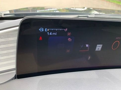 New 2026 Lincoln Navigator L Black Label AWD/4WD image 22