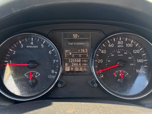 Used 2015 Nissan Rogue S w/ Convenience Package AWD/4WD image 16