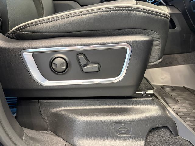 New 2027 RAM 1500 Laramie w/ Night Edition AWD/4WD image 32