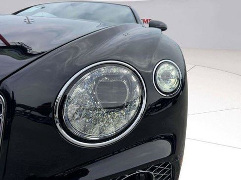 Used 2022 Bentley Continental GT AWD/4WD image 24