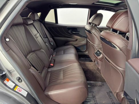 Used 2018 Lexus LS 500 AWD w/ Interior Upgrade Package image 42