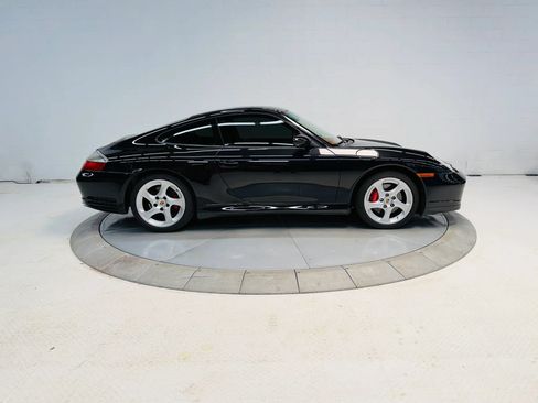 Used 2004 Porsche 911 Carrera 4S AWD/4WD image 2