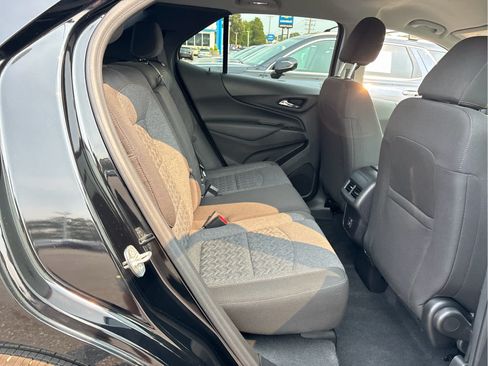 Certified 2024 Chevrolet Equinox LT w/ LPO, Floor Liner Package FWD image 25