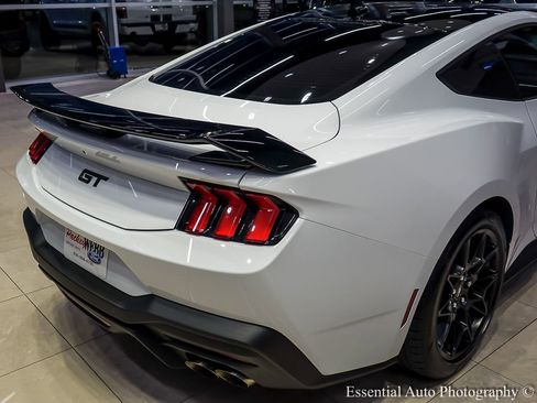 Used 2024 Ford Mustang GT Premium w/ GT Performance Package image 8