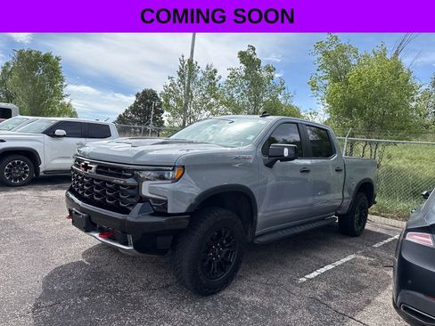 Used 2024 Chevrolet Silverado 1500 ZR2 w/ Technology Package AWD/4WD image 1