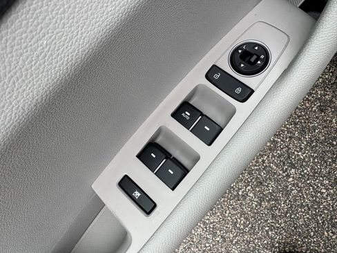 Used 2019 Hyundai Sonata SE image 18