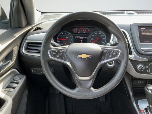 Used 2019 Chevrolet Equinox LS w/ LPO, Floor Liner Package FWD image 15