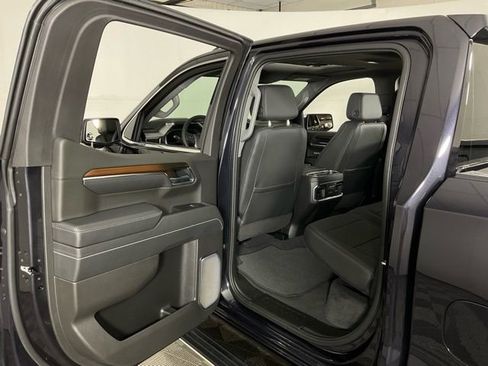 Used 2025 GMC Sierra 1500 Denali w/ Denali Reserve Package image 34