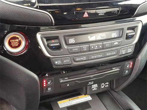 Used 2021 Honda Pilot Black Edition image 15