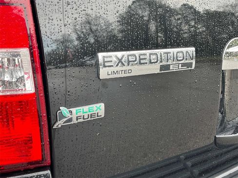 Used 2013 Ford Expedition EL Limited image 16