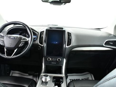 Used 2024 Ford Edge SEL w/ Convenience Package image 7