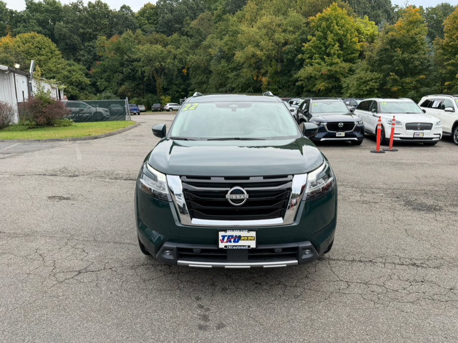 Used 2022 Nissan Pathfinder Platinum w/ Lighting Package (N92) AWD/4WD image 10