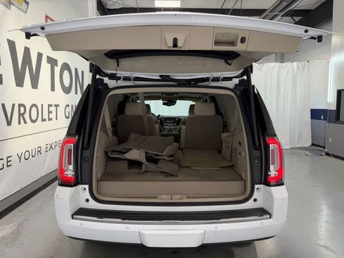 Used 2016 GMC Yukon Denali w/ Open Road Package RWD image 39