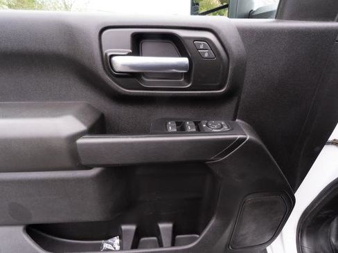 Used 2022 Chevrolet Silverado 1500 ZR2 w/ Technology Package image 17