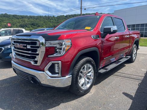 Used 2021 GMC Sierra 1500 SLT w/ SLT Premium Plus Package AWD/4WD image 2