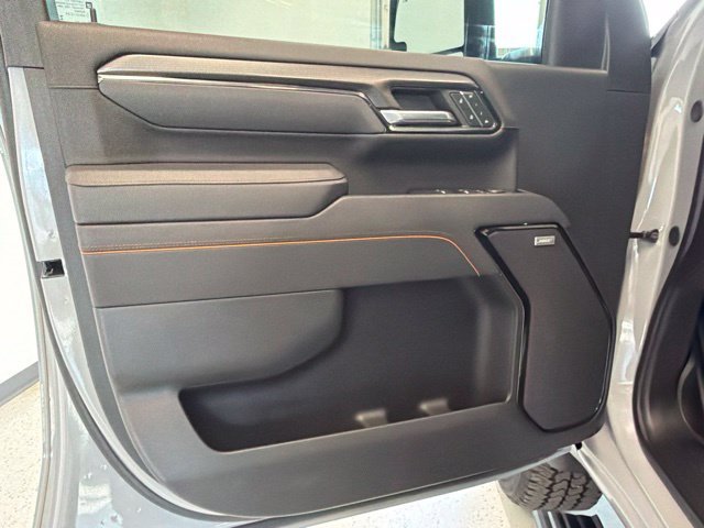 Used 2025 GMC Sierra 2500 AT4 w/ AT4 Premium Plus Package AWD/4WD image 45