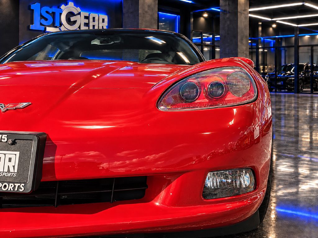 Used 2005 Chevrolet Corvette Convertible RWD image 12
