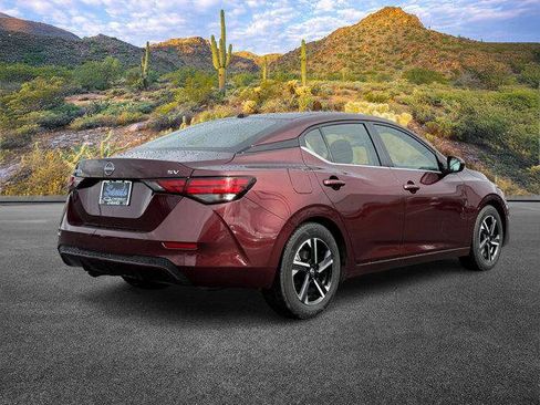 Used 2024 Nissan Sentra SV image 4