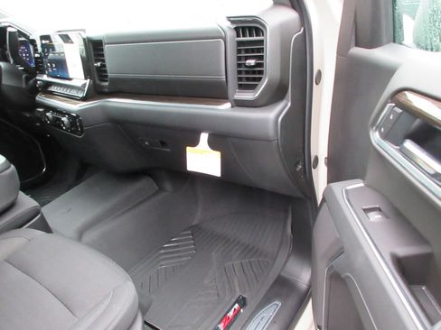New 2026 Chevrolet Silverado 1500 RST w/ Z71 Off-Road Package AWD/4WD image 20