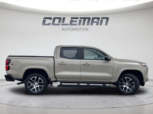 Used 2023 Chevrolet Colorado Z71 w/ Z71 Convenience Package 2 image 6