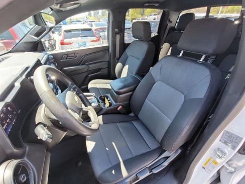 Used 2024 Chevrolet Colorado W/T RWD image 20