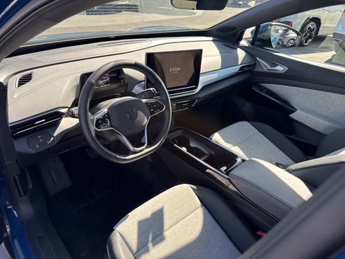 Certified 2025 Volkswagen ID.4 Pro image 16