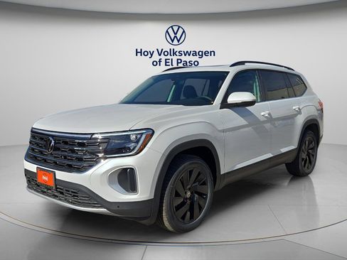 New 2026 Volkswagen Atlas SE image 6