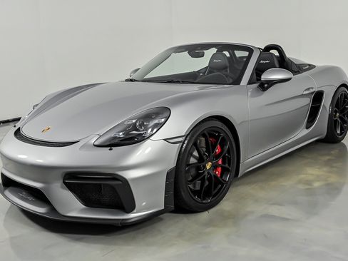 Used 2022 Porsche 718 Boxster Spyder RWD image 6
