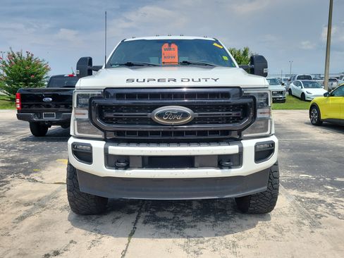 Used 2022 Ford F350 Lariat w/ Black Appearance Package AWD/4WD image 2