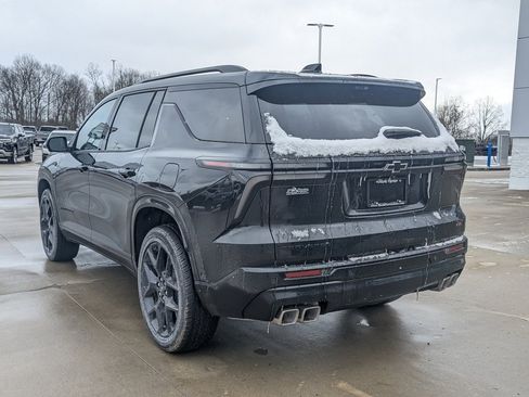 New 2026 Chevrolet Traverse RS w/ LPO, Floor Liner Package image 8