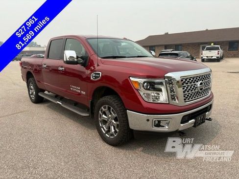 Used 2018 Nissan Titan SL w/ Texas Titan Edition AWD/4WD image 9