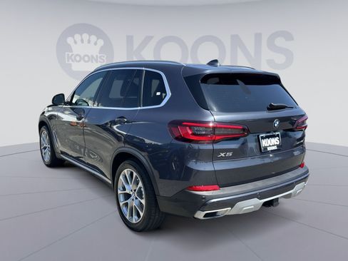 Used 2022 BMW X5 xDrive40i w/ Luxury Seating Package AWD/4WD image 14