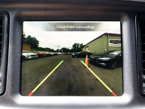 Used 2018 Dodge Challenger R/T Scat Pack w/ Leather Interior Group image 24