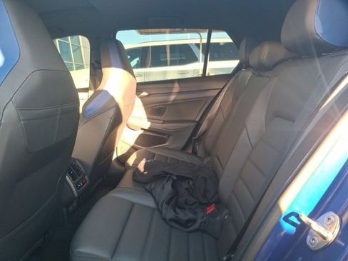 Used 2024 Volkswagen Golf R image 8