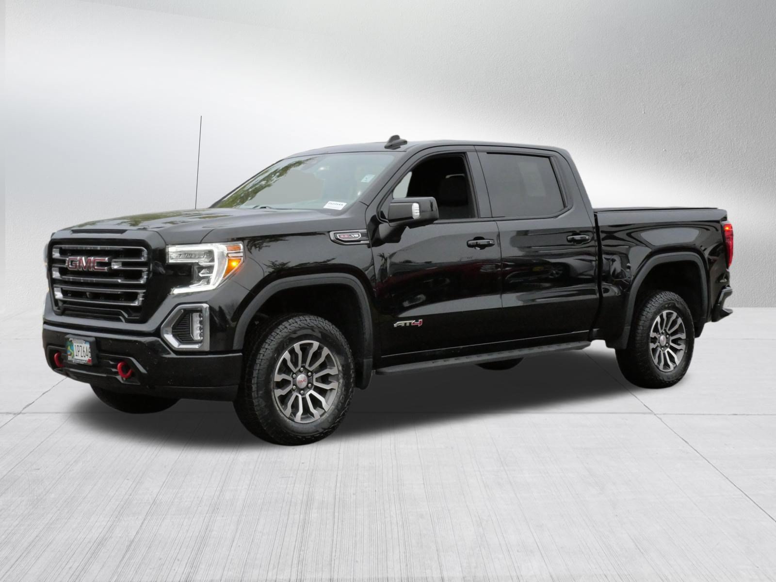 Used 2021 GMC Sierra 1500 AT4 w/ AT4 Premium Package AWD/4WD image 3