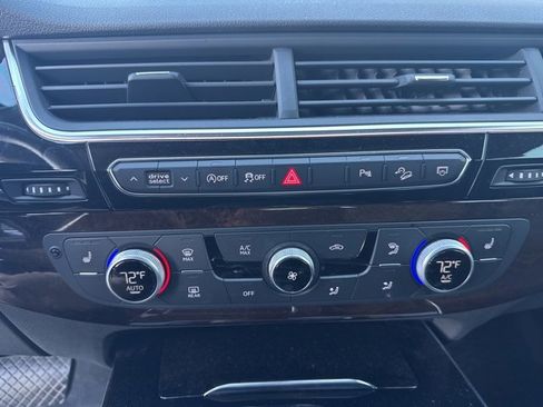 Used 2018 Audi Q7 3.0T Premium Plus w/ Premium Plus Package image 13