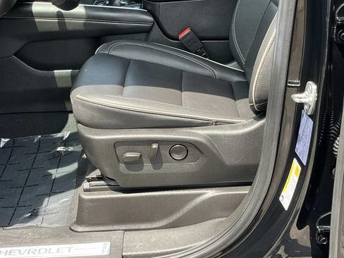 Used 2025 Chevrolet Tahoe Premier RWD image 28